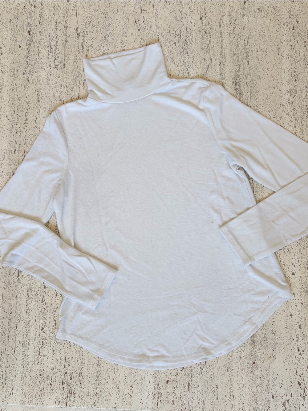 Banana Republic White Long Sleeve Knit Turtleneck Sweater